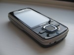 nokia-6210-navigator-and-bh-602-unboxing-16